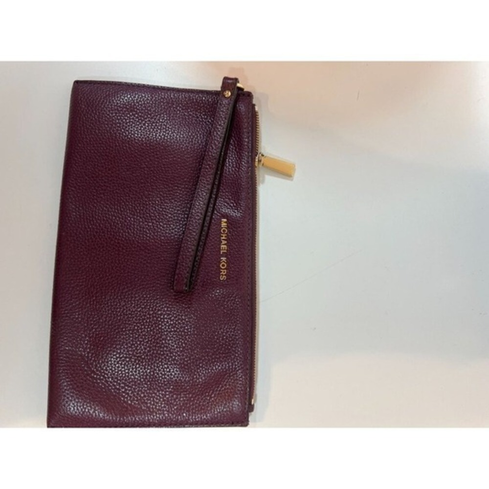 Michael Kors Leather Wristlet Wallet Clutch Burgundy Gold Tone Zipper - Picture 9 of 9